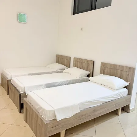 شقة Holiday Rooms Shengjin