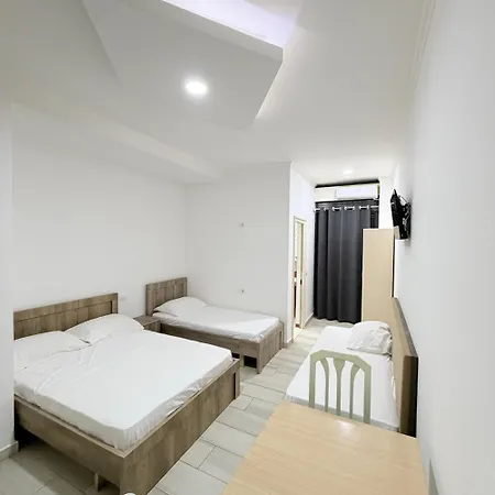 Holiday Rooms Shengjin