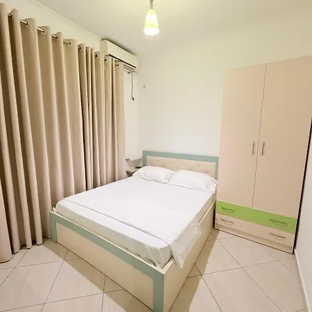 Holiday Rooms Shengjin Appartement