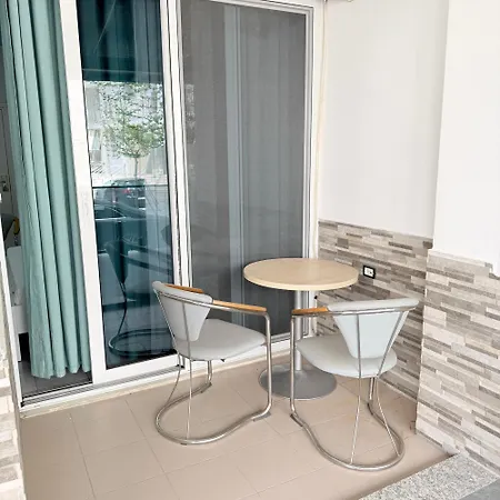 Apartment Holiday Rooms Shengjin