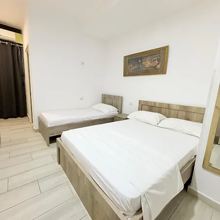 Holiday Rooms Shengjin Shëngjin